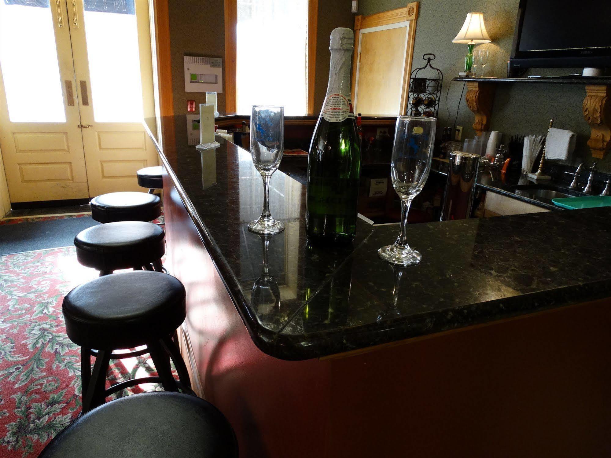 Martin & Mason Hotel Deadwood Extérieur photo